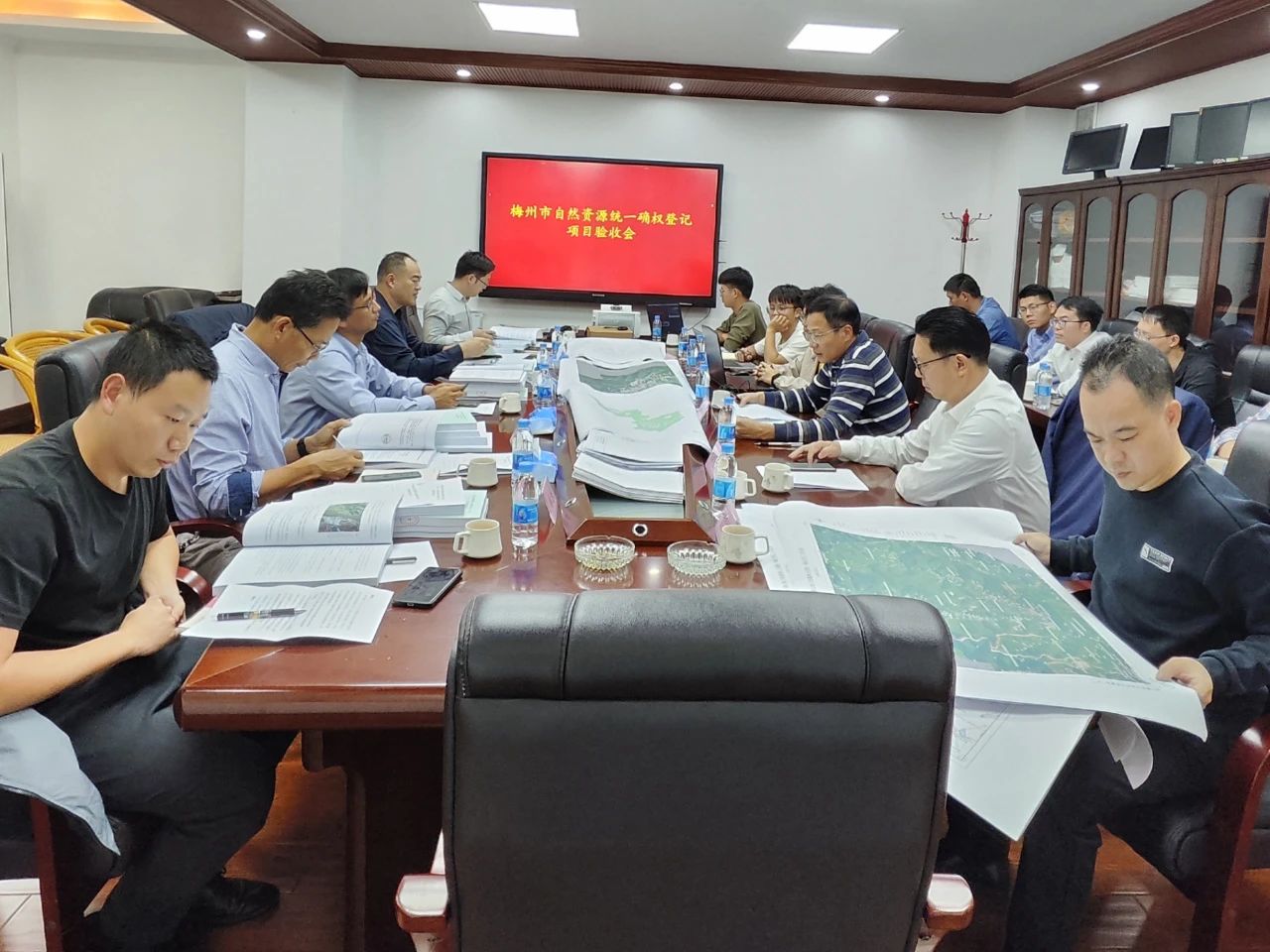 赞！意昂娱乐测绘自然资源统一确权登记项目顺利通过验收